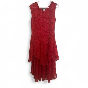 The Pyramid Collection Red Lace Midi Dress